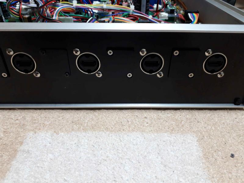 ファイル名: HDMI-OUT.jpg
ファイルサイズ: 64.4KB HDMI-OUT